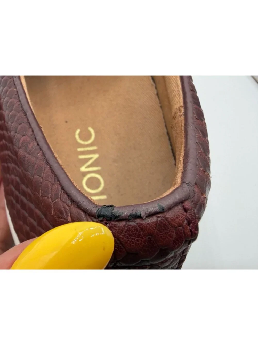 Vionic Midi Snake Texture Slip-On Sneaker Burgundy Women Size 7M Comfort Shoes